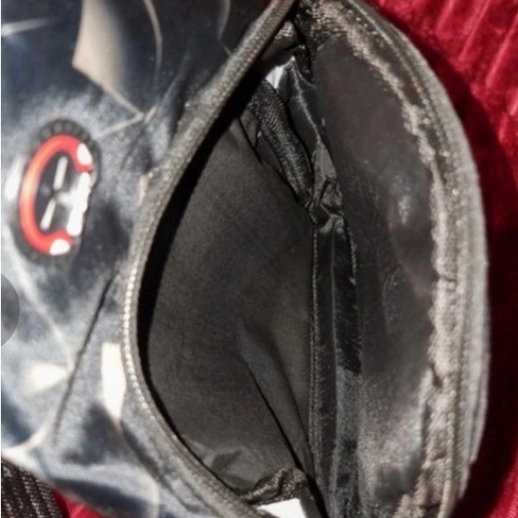 Men’s Sling Bags - Picture 6 of 7